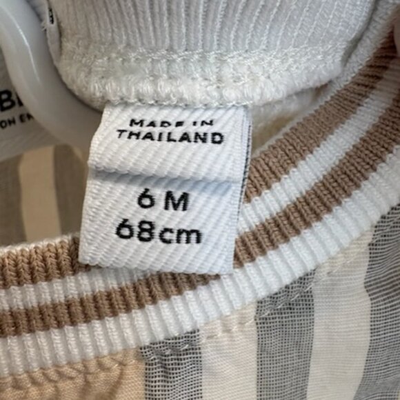 Burberry Tan and Gray Stripe Baby Boy Romper Bubble 6 months - Picture 6 of 7